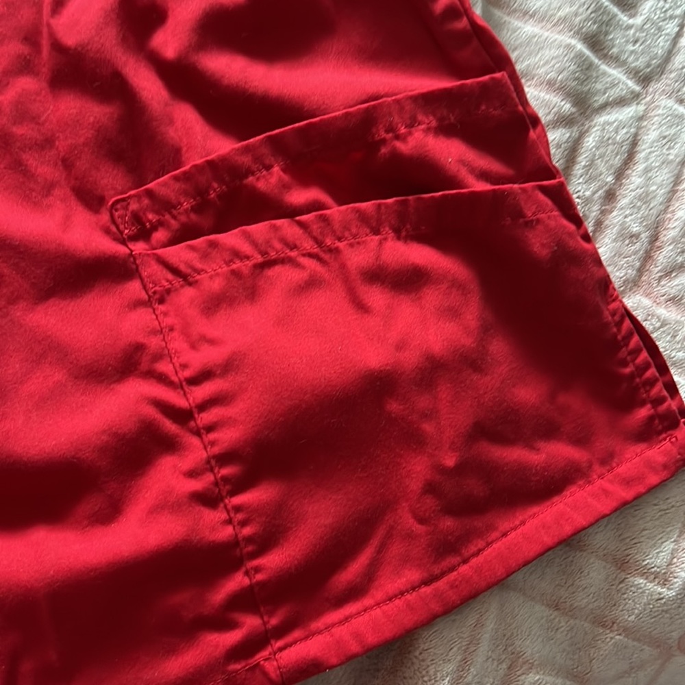 Scrub top - Picture 2 of 4
